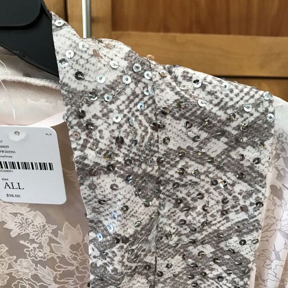 NEW Free People Intimately Women Ivory Sequin Kimono Robe Open Front One Size - Picture 8 of 9